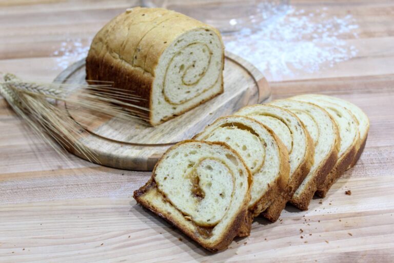 Pan de Golfeado Venezolano en Hialeah Gardens - TeddysStove Panaderia Bakery