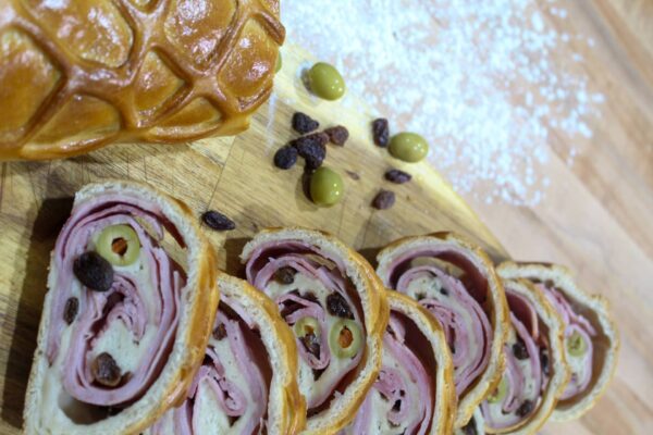 Panadería con Pan de Jamón de Navidad venezolana en Florida Hialeah