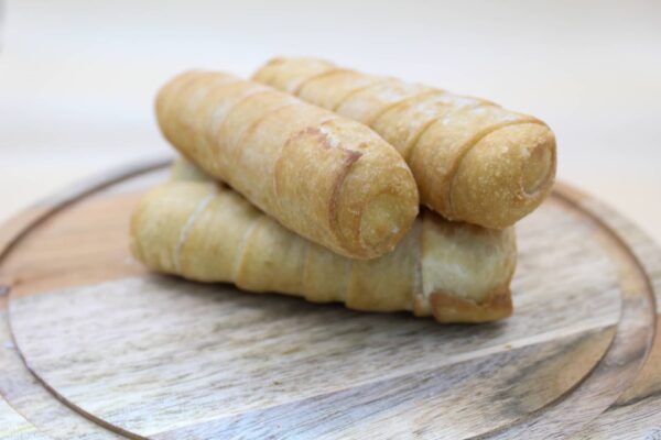 Tequeñon y Tequeños de queso jumbo en Hialeah Florida- Teddys Stove Bakery